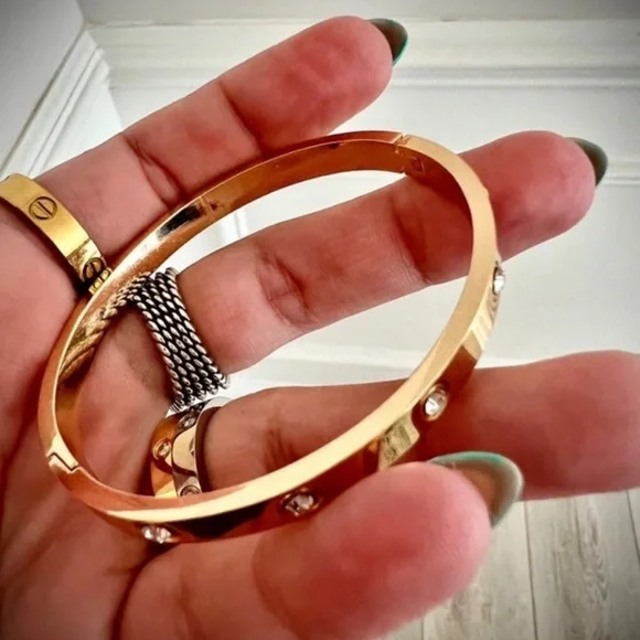 New! 18K Gold EP Solid Hinged Bangle Bracelet High Shine Gold Finish with stones - Picture 5 of 11